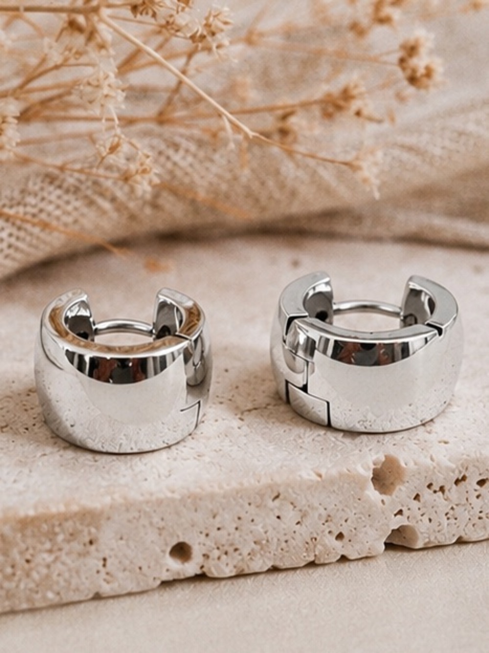 Gold Silver Huggie Hoop Earrings 💦Waterproof Minimalist Everyday